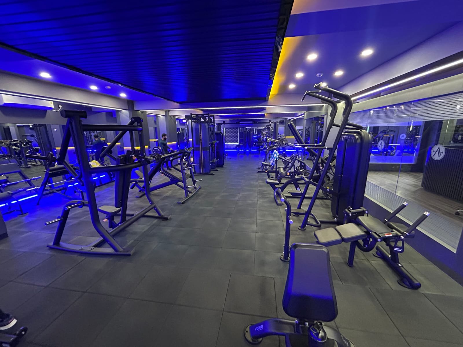 Aura Athletic Images
